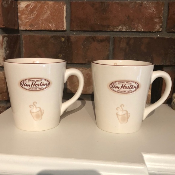 Tim Hortons - Set of 2 brand new limited edition coffee cups - Picture 4 of 4